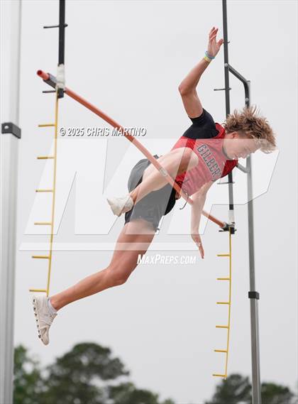 Thumbnail 1 in SCHSL 4A District 3 Qualifiers (Field Events) photogallery.