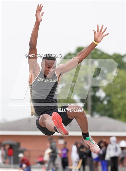 Thumbnail 2 in SCHSL 4A District 3 Qualifiers (Field Events) photogallery.