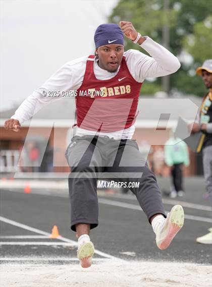 Thumbnail 2 in SCHSL 4A District 3 Qualifiers (Field Events) photogallery.