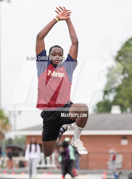 Thumbnail 3 in SCHSL 4A District 3 Qualifiers (Field Events) photogallery.