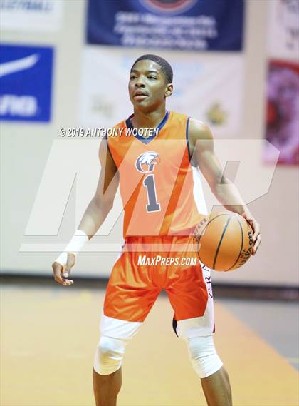 Thumbnail 2 in GRACE Christian vs. Cape Fear Academy (Hoops and Dreams Showcase) photogallery.