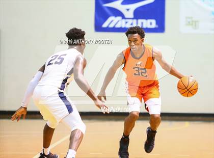 Thumbnail 2 in GRACE Christian vs. Cape Fear Academy (Hoops and Dreams Showcase) photogallery.