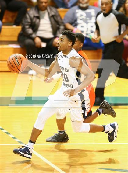 Thumbnail 2 in GRACE Christian vs. Cape Fear Academy (Hoops and Dreams Showcase) photogallery.