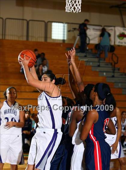 Thumbnail 1 in SA Warren vs. Pearland Dawson (McDonalds Texas Invitational) photogallery.