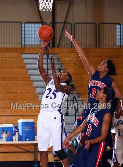 Thumbnail 3 in SA Warren vs. Pearland Dawson (McDonalds Texas Invitational) photogallery.