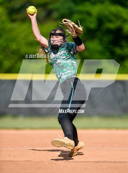 Thumbnail 1 in Myers Park @ Porter Ridge photogallery.