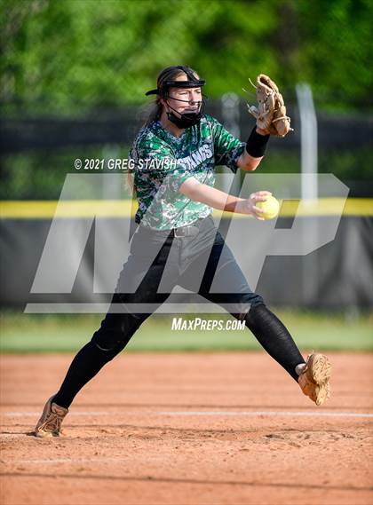 Thumbnail 2 in Myers Park @ Porter Ridge photogallery.