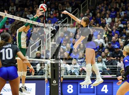 Thumbnail 1 in Byron Nelson vs. Stratford (UIL 6A Volleyball Division II Final) photogallery.