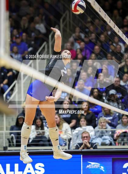 Thumbnail 1 in Byron Nelson vs. Stratford (UIL 6A Volleyball Division II Final) photogallery.