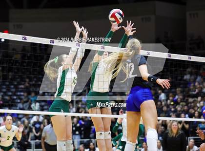 Thumbnail 2 in Byron Nelson vs. Stratford (UIL 6A Volleyball Division II Final) photogallery.