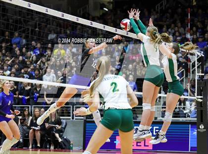 Thumbnail 1 in Byron Nelson vs. Stratford (UIL 6A Volleyball Division II Final) photogallery.