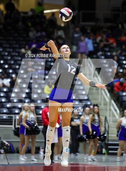 Thumbnail 1 in Byron Nelson vs. Stratford (UIL 6A Volleyball Division II Final) photogallery.