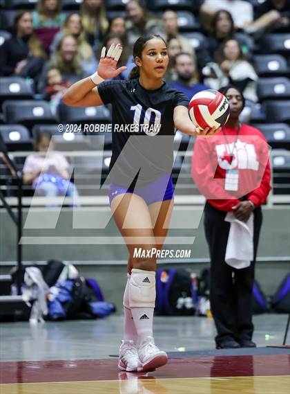 Thumbnail 2 in Byron Nelson vs. Stratford (UIL 6A Volleyball Division II Final) photogallery.