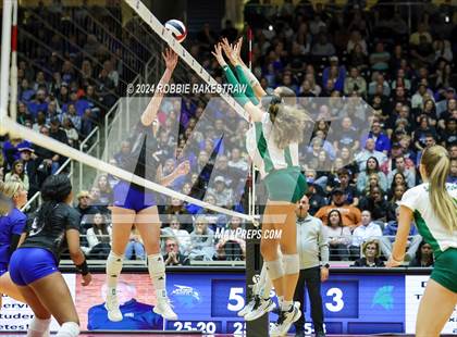 Thumbnail 2 in Byron Nelson vs. Stratford (UIL 6A Volleyball Division II Final) photogallery.