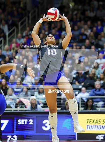 Thumbnail 1 in Byron Nelson vs. Stratford (UIL 6A Volleyball Division II Final) photogallery.