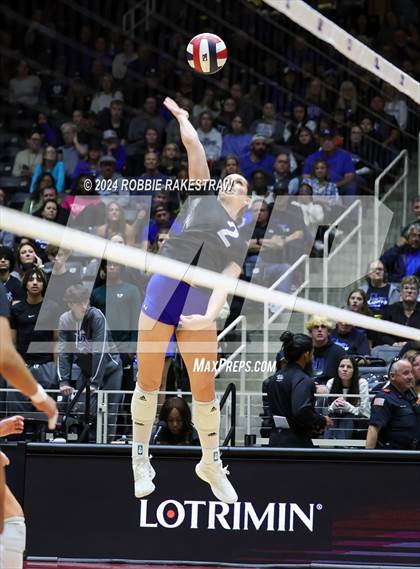 Thumbnail 2 in Byron Nelson vs. Stratford (UIL 6A Volleyball Division II Final) photogallery.
