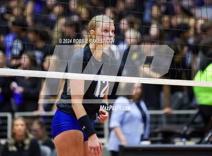 Thumbnail 2 in Byron Nelson vs. Stratford (UIL 6A Volleyball Division II Final) photogallery.