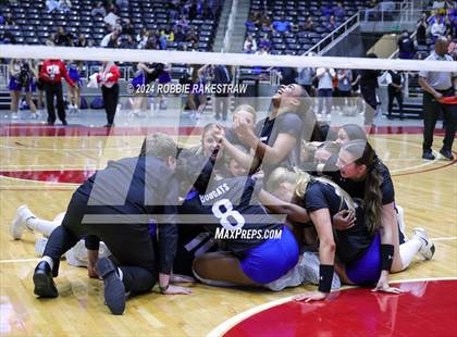 Thumbnail 2 in Byron Nelson vs. Stratford (UIL 6A Volleyball Division II Final) photogallery.