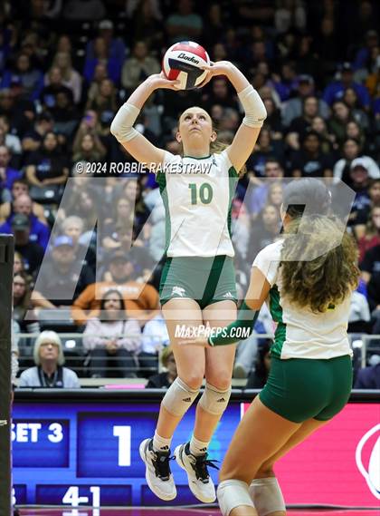 Thumbnail 3 in Byron Nelson vs. Stratford (UIL 6A Volleyball Division II Final) photogallery.