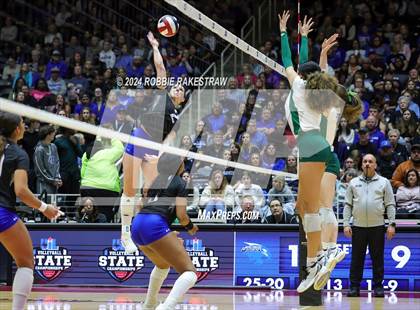 Thumbnail 2 in Byron Nelson vs. Stratford (UIL 6A Volleyball Division II Final) photogallery.