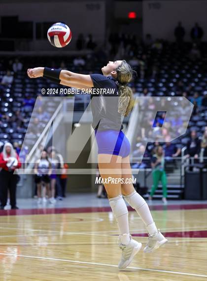 Thumbnail 2 in Byron Nelson vs. Stratford (UIL 6A Volleyball Division II Final) photogallery.