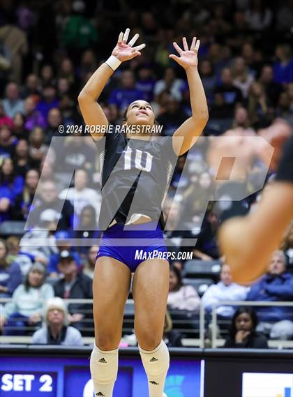 Thumbnail 3 in Byron Nelson vs. Stratford (UIL 6A Volleyball Division II Final) photogallery.