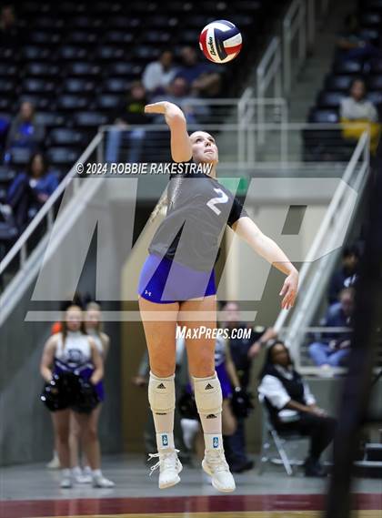 Thumbnail 2 in Byron Nelson vs. Stratford (UIL 6A Volleyball Division II Final) photogallery.