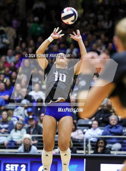 Thumbnail 1 in Byron Nelson vs. Stratford (UIL 6A Volleyball Division II Final) photogallery.