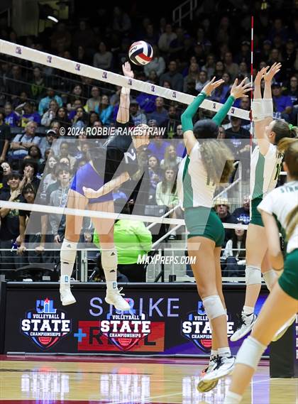 Thumbnail 2 in Byron Nelson vs. Stratford (UIL 6A Volleyball Division II Final) photogallery.