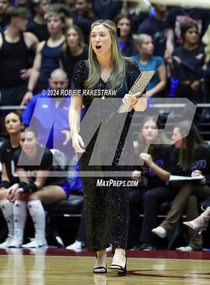Thumbnail 2 in Byron Nelson vs. Stratford (UIL 6A Volleyball Division II Final) photogallery.