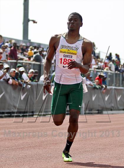 Thumbnail 2 in Arcadia Invitational (200 M Dash) photogallery.