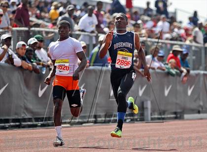 Thumbnail 1 in Arcadia Invitational (200 M Dash) photogallery.