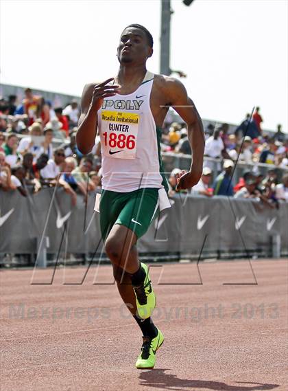 Thumbnail 1 in Arcadia Invitational (200 M Dash) photogallery.