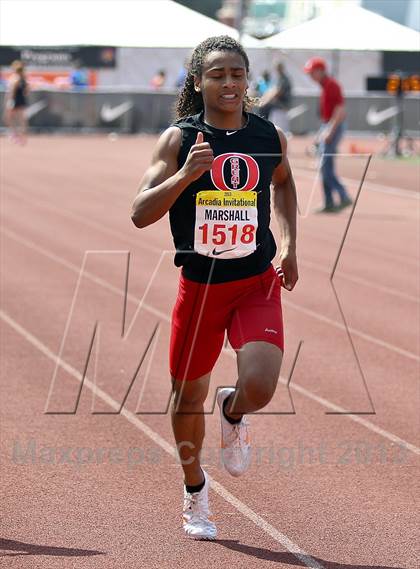 Thumbnail 1 in Arcadia Invitational (200 M Dash) photogallery.