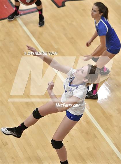 Thumbnail 2 in Santa Margarita @ JSerra Catholic photogallery.