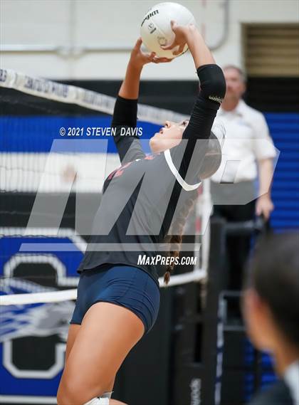 Thumbnail 3 in Mountain View vs. Highland photogallery.