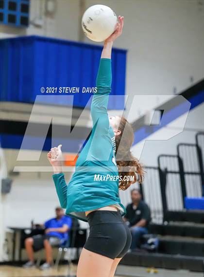 Thumbnail 3 in Mountain View vs. Highland photogallery.
