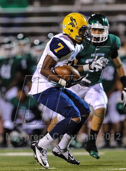 Thumbnail 3 in Lamar @ Arlington photogallery.