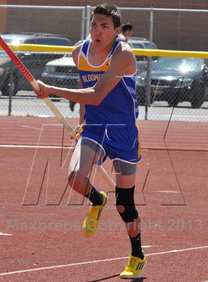 Thumbnail 2 in Bill Slade Invitational photogallery.