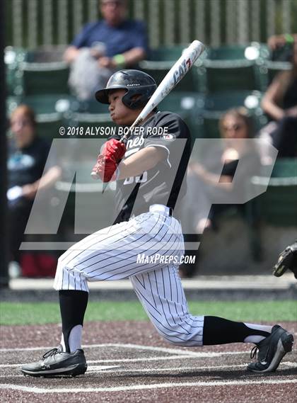 Thumbnail 1 in Santiago vs. Harvard-Westlake (The Boras Classic) photogallery.