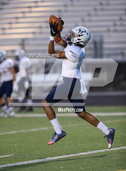 Thumbnail 1 in Hickory Ridge @ Rocky River photogallery.
