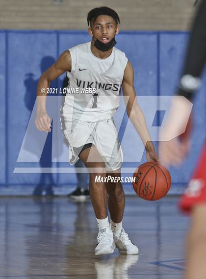 Thumbnail 3 in St. Joseph by the Sea vs Monsignor McClancy (CHSAA Spring Tournaent) photogallery.