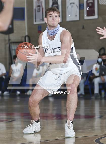 Thumbnail 1 in St. Joseph by the Sea vs Monsignor McClancy (CHSAA Spring Tournaent) photogallery.