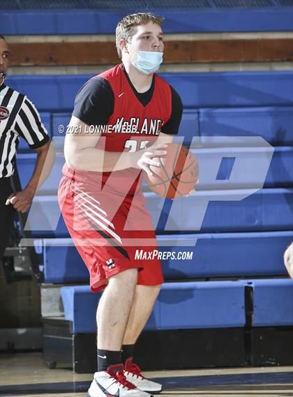 Thumbnail 1 in St. Joseph by the Sea vs Monsignor McClancy (CHSAA Spring Tournaent) photogallery.