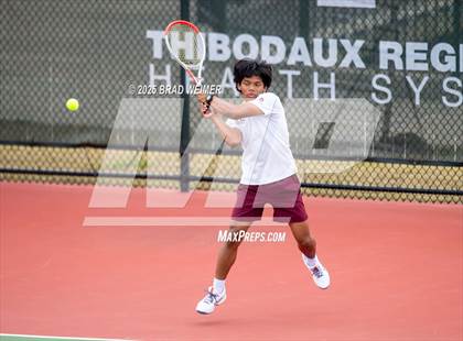 Thumbnail 3 in E.D. White vs Houma Christian (Thibodaux Wellness Center) photogallery.