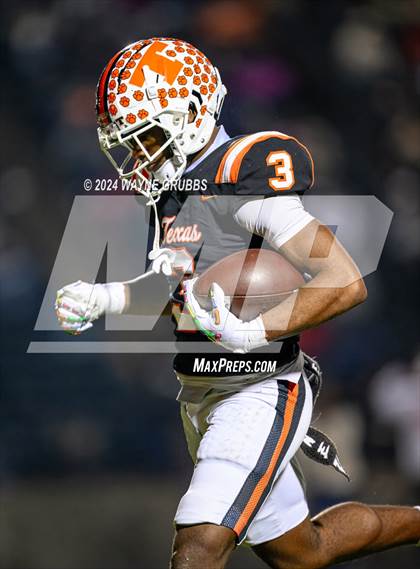 Thumbnail 2 in Texas @ Crandall (UIL 5A DII Area Playoff) photogallery.