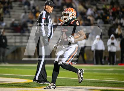 Thumbnail 3 in Texas @ Crandall (UIL 5A DII Area Playoff) photogallery.