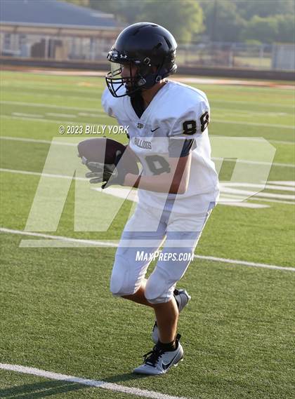 Thumbnail 1 in Palmer vs Grand Saline photogallery.