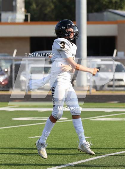 Thumbnail 1 in Palmer vs Grand Saline photogallery.