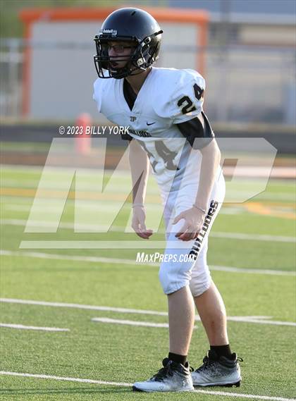 Thumbnail 2 in Palmer vs Grand Saline photogallery.